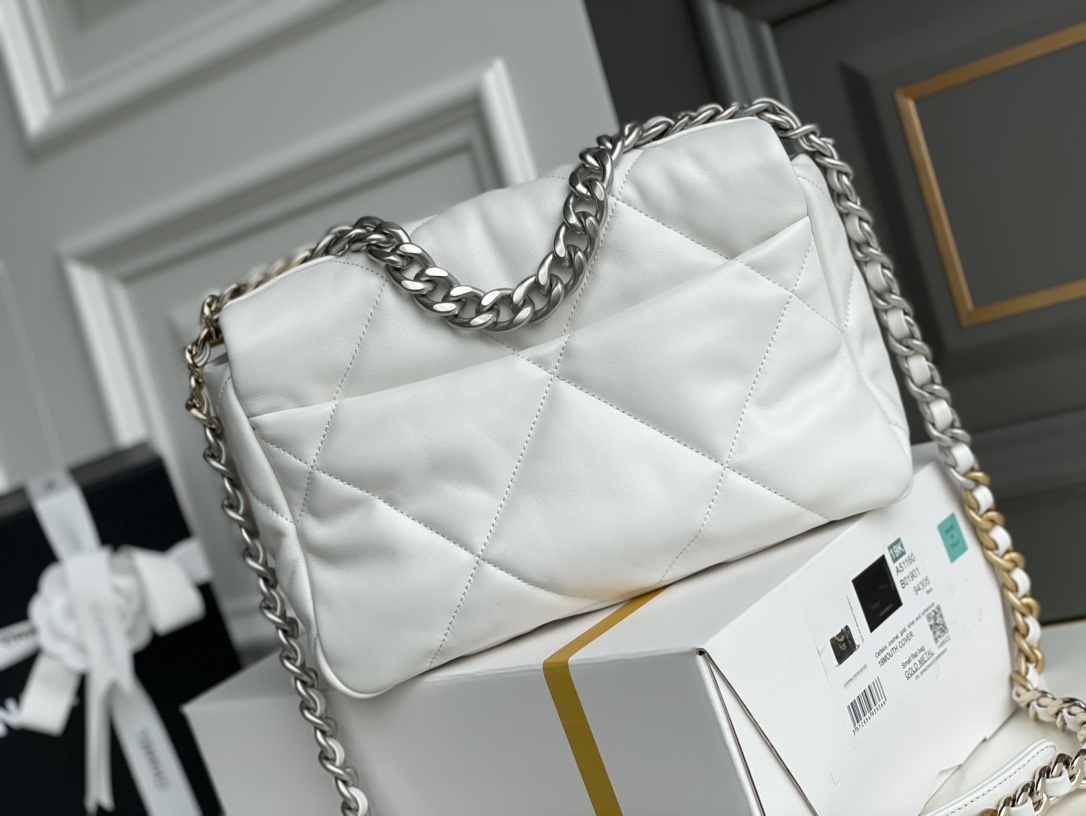 Chanel 19 Bags